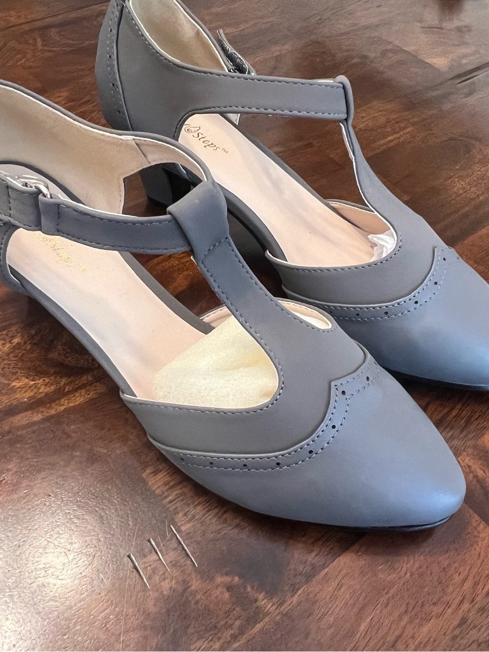 Angel Steps Gray Pointed Toe Perforated Buckle Flats Women's 8.5W Man Made
